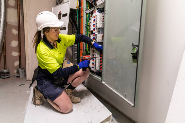 Best Local Electrician Companies  in Richland, PA